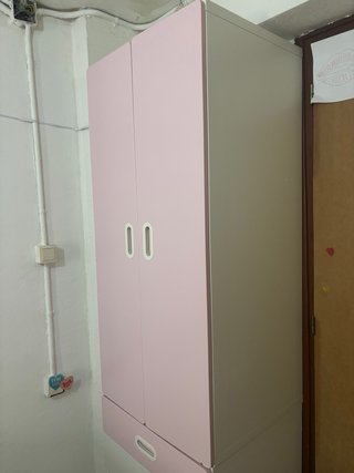 Armario infantil Ikea rosa