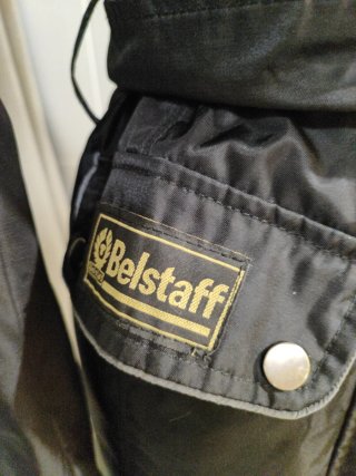 Cazadora Belstaff Negra