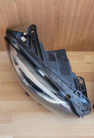 Faros LED Mercedes W246
