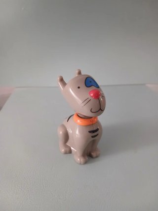 Gato Gilbert Caillou