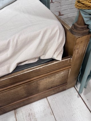 Estructura Cama Atrezzo Madera y Tela