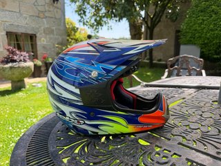 Casco de Enduro Azul y Naranja