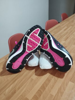 Zapatillas Nike Talla 40 Negras y Rosas