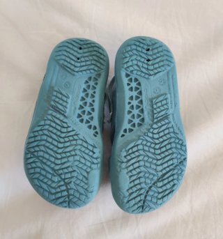 Sandalias Piscina Bebé Decathlon. Talla 21-22