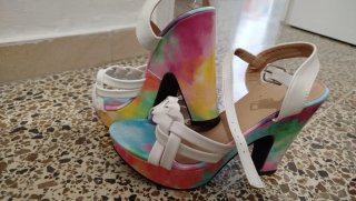 Zapatos de tacón multicolor