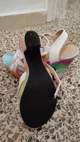 Zapatos de tacón multicolor