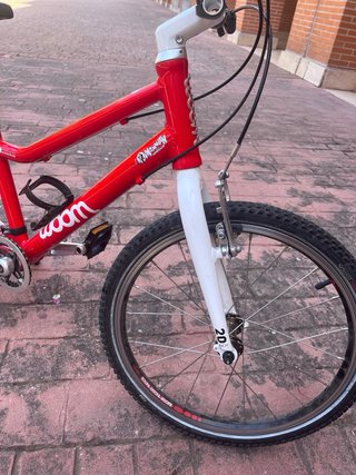 Bicicleta Woom 4 Roja