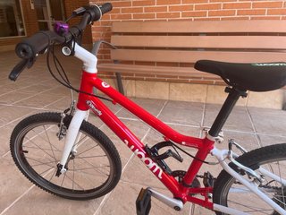Bicicleta Woom 4 Roja