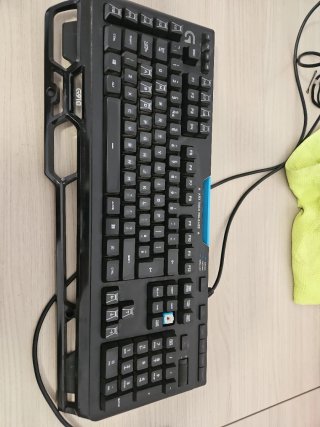 Teclado Logitech G910 RGB Mecánico