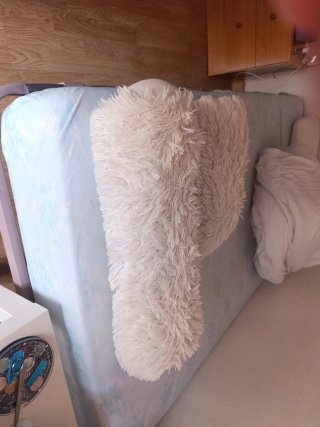 Cojines blancos de pelo