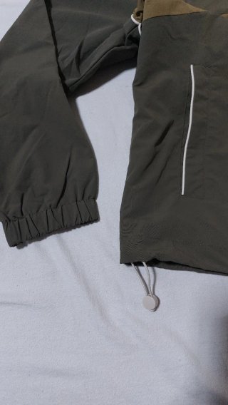 Chaqueta con banda color camel Talla M