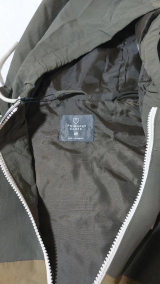 Chaqueta con banda color camel Talla M