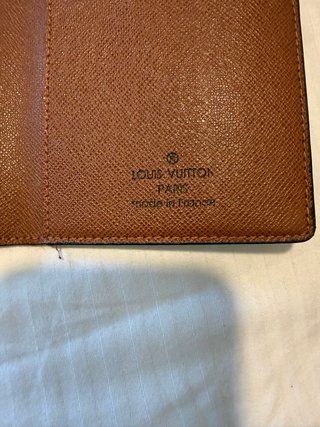Cartera Louis Vuitton Marrón y Dorado