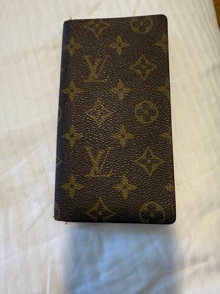 Cartera Louis Vuitton Marrón y Dorado