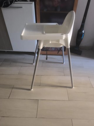 Trona para bebé blanca