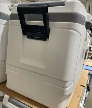 Nevera Igloo Maxcold XL 142L