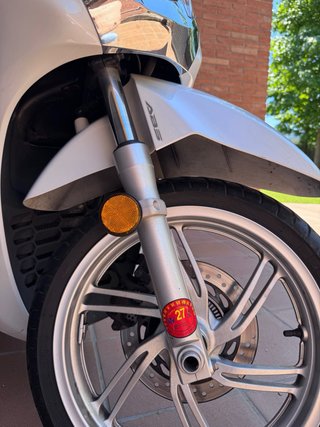 Honda SH300i ABS Scooter Blanca