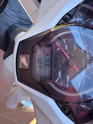 Honda SH300i ABS Scooter Blanca