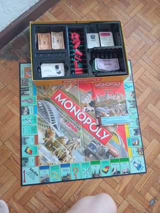 Lote 4 Juegos de Mesa: Monopoly, Operación, TV y C