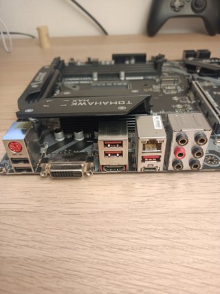MSI B450 Tomahawk MAX + CPU Ryzen 5 3600