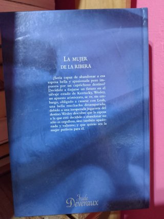 Libro "La mujer de la Ribera" de Jude Deveraux