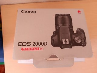 Fotocamera Canon EOS 2000D