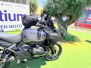 BMW R300GS ADVENTURE TRIPLEBLACK - AÑO 2024