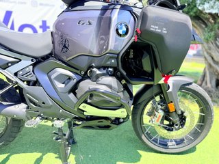 BMW R300GS ADVENTURE TRIPLEBLACK - AÑO 2024