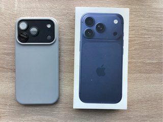 iPhone 17 Pro 256GB 100% Batería. Funda de regalo.