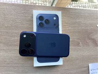 iPhone 17 Pro 256GB 100% Batería. Funda de regalo.