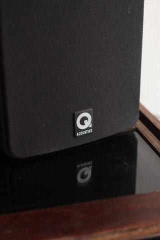 Altavoces Hi-Fi Q Acoustics 1010 Cherry/Negro