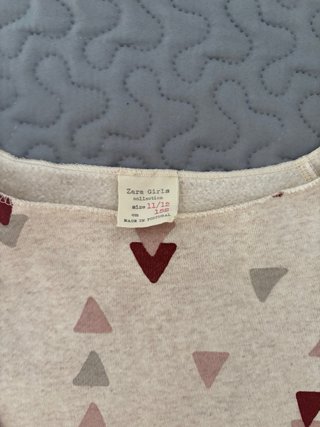 Vestido Zara niña estampado triángulos. 11/12