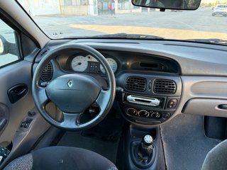 Renault Megane 1999