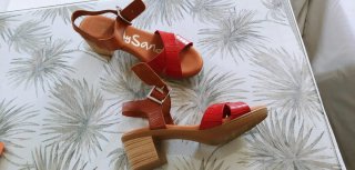 Sandalias MySand tacón marrón y rojo