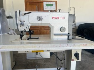 Máquina de coser PFAFF 1183