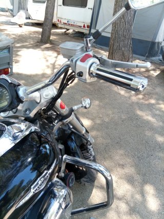 Suzuki Intruder M800 Custom Negra
