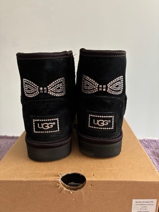 Botas UGG Mini Crystal Bow Negras Tiene cristales