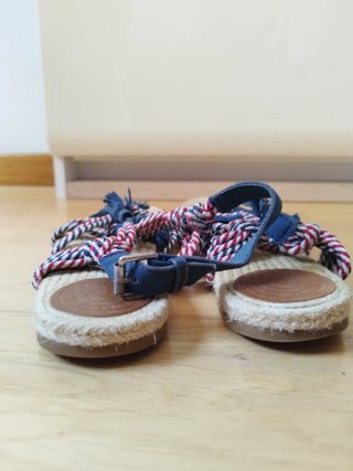 Sandalias Bimba y Lola Azul y Rojo