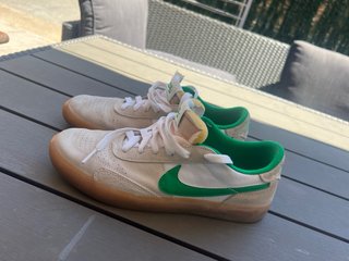Zapatillas Nike Beige y Verde
