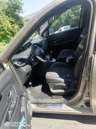 Renault Scenic 2011