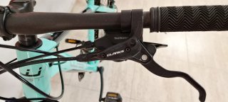 2 Bicicletas / Giant de 26" y WST de 29"