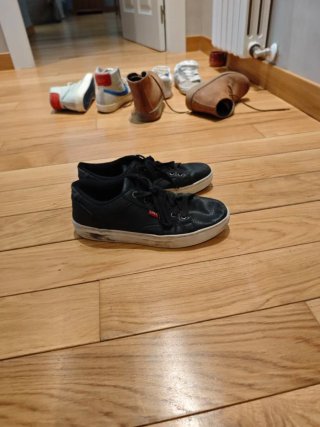 Zapatillas Levis Negras Talla 39