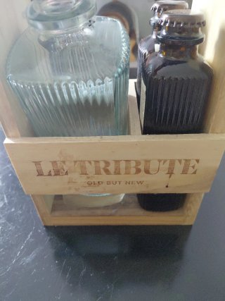 Set di bottiglie vuote Le Tribute Gin Ginevra