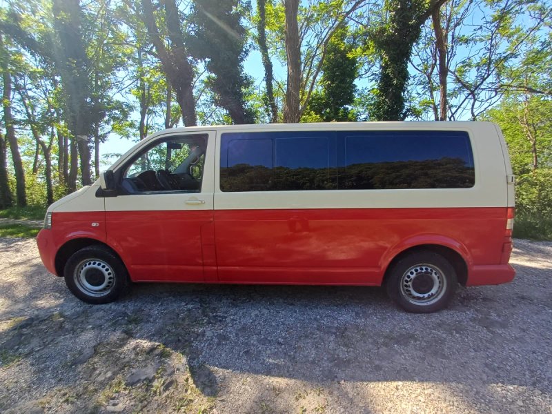 Volkswagen Caravelle 2009 - foto 1