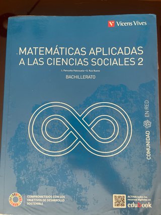 Libros 2 bach ciencias sociales, en buen estado