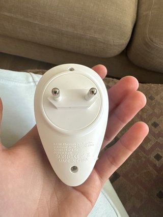 Repelente Electrónico de Plagas (4 Unidades)