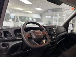 Iveco Daily 2.3 TD 35S 16 V 4100/H2 16 M3 l4 h3