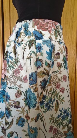 Falda larga floral