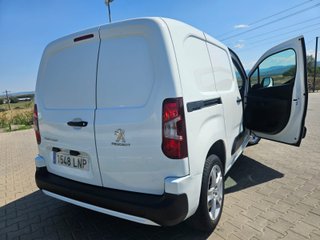 Peugeot Partner 2021
