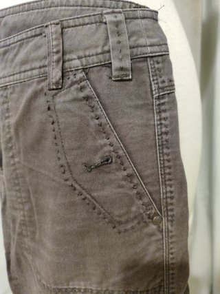 Pantalón cargo Mango marrón